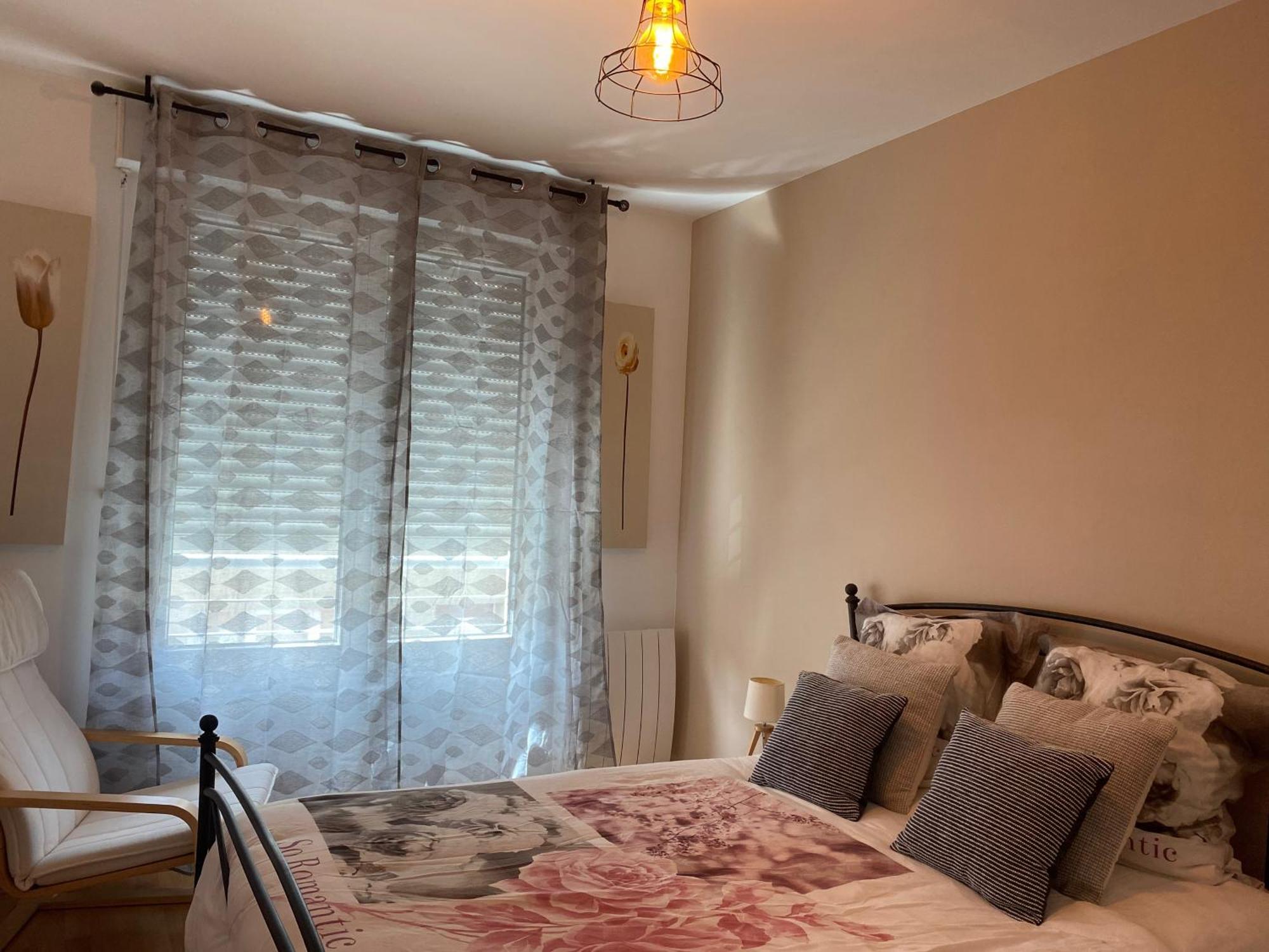 Parking Prive Gratuit, Balcon, 2 Chambres Clermont-Ferrand Eksteriør billede
