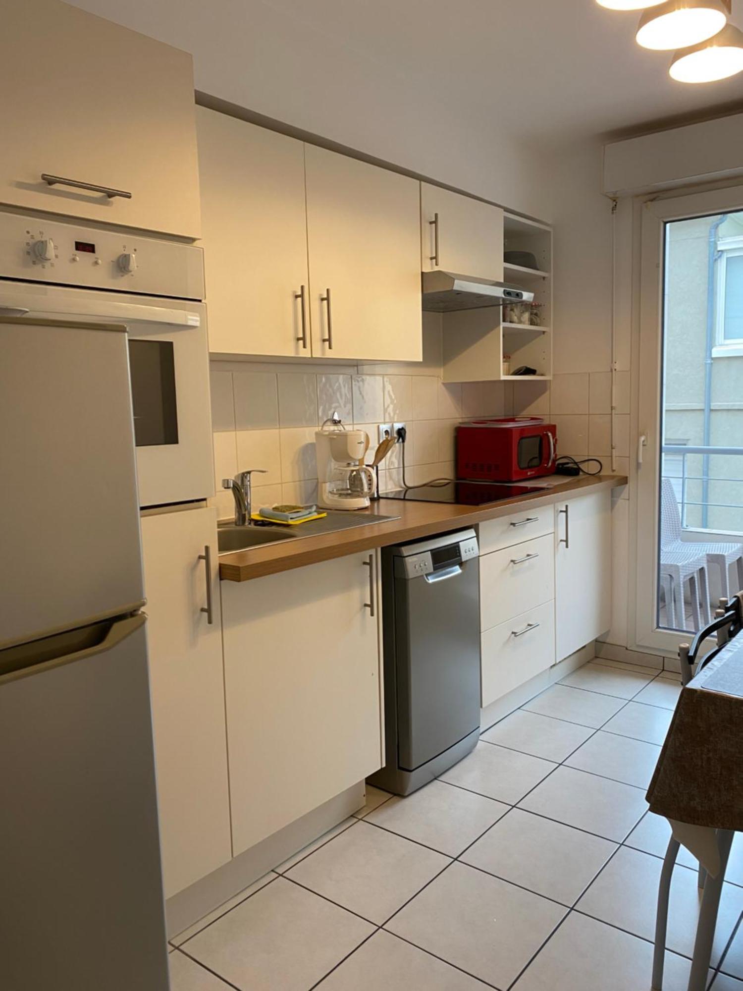 Parking Prive Gratuit, Balcon, 2 Chambres Clermont-Ferrand Eksteriør billede